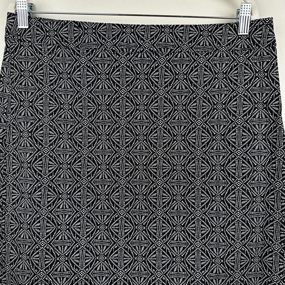 NEW RipSkirt Hawaii Women's Wrap Skirt in Black Pearl Batik Length 2 Size Large - Picture 5 of 14